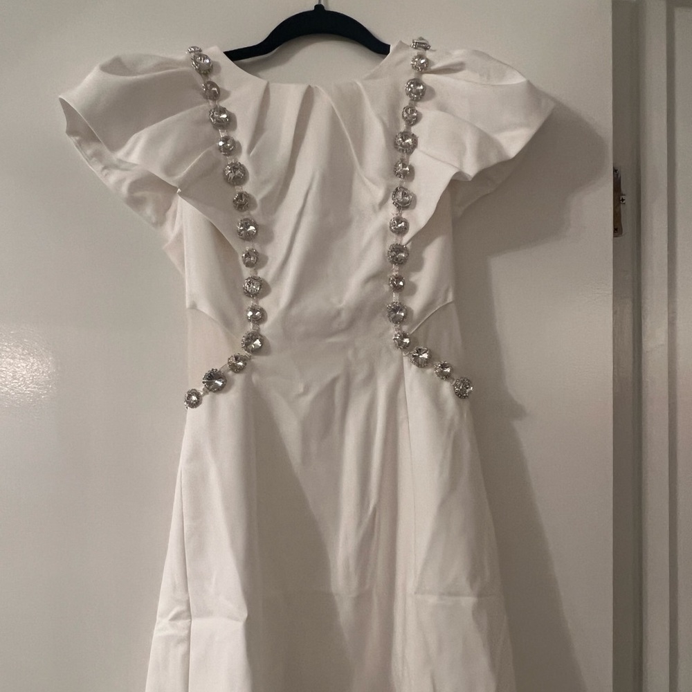 Sierra Darien white mini dress